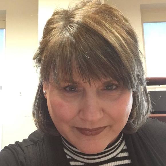 Meet your Posher, Sherry - Picture 1 of 1